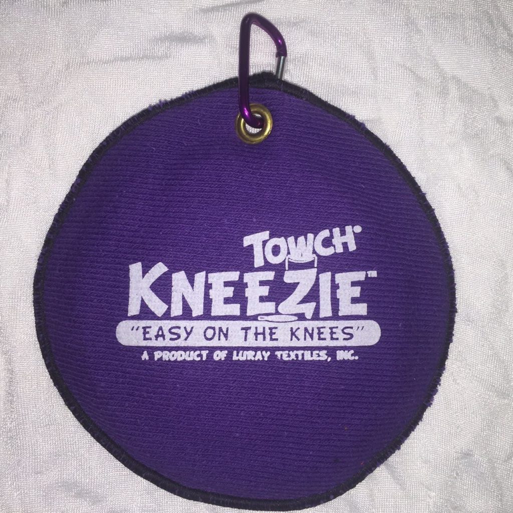 Towch Kneezie disc golf knee pad